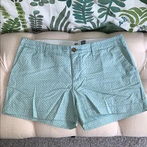 Old Navy Chino shorts